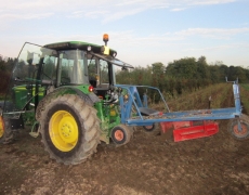 John Deere 5080G con trapiantatrice